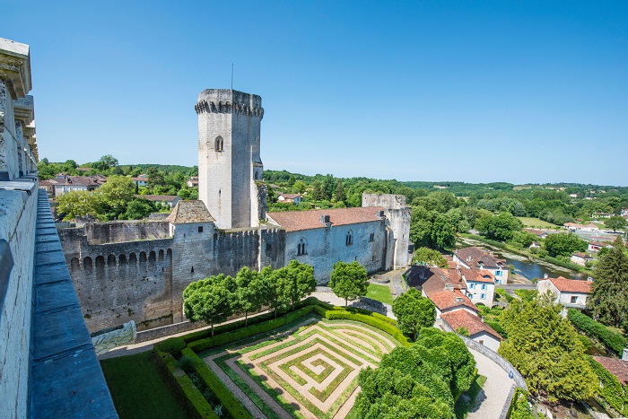 © Dan Courtice - Bourdeilles Int - Exterieur - DAN_0507