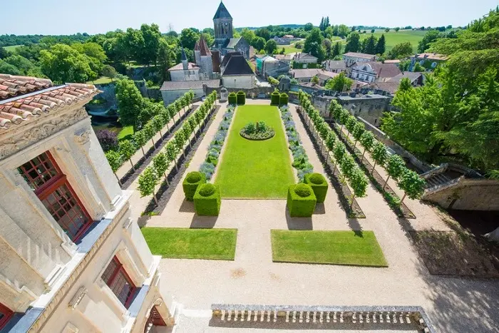 Jardins-©-Dan-Courtice-Bourdeilles